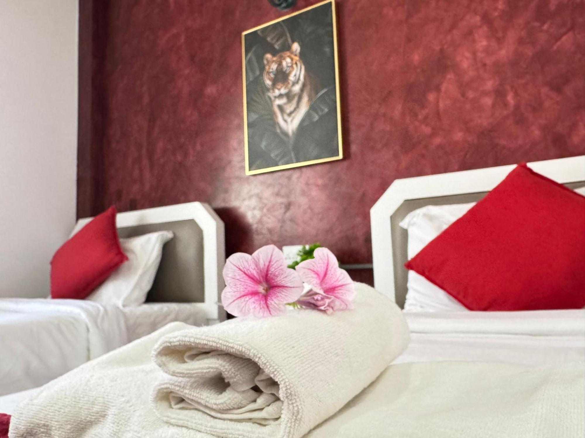 Venice Hotel HHQ Extérieur photo